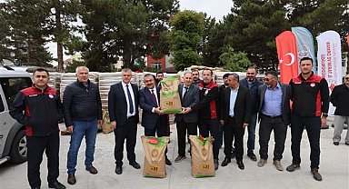 Kayseri'de bin çiftçiye toplam 250 ton buğdaylık tohum dağıtımı yapıldı