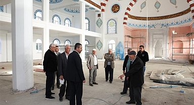 Sandıklı Belediye Başkanı Öztaş, Merkez Cami inşaatını ziyaret etti