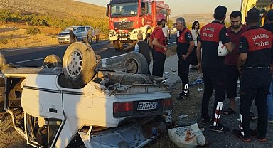 Şanlıurfa'da kontrolden çıkan araç takla attı: 5 yaralı