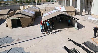 Şanlıurfa'da sahra hastanelerinin kurulumu üzerine tatbikat ve eğitim düzenlendi