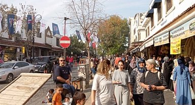Sur Kültür Yolu Festivali kapsamında turistler bölgeyi ziyaret ediyor