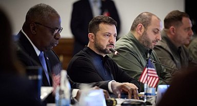 Ukrayna Devlet Başkanı Zelenski, ABD Savunma Bakanı Austin ile görüştü