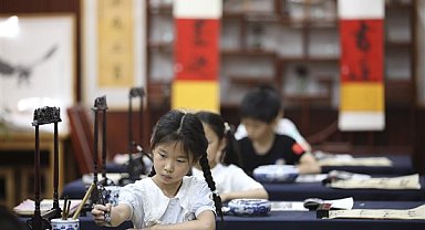 Xi'den Çin'e özgü sosyalist kültürün geliştirilmesi vurgusu