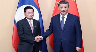 Xi Jinping, Laos lideriyle bir araya geldi