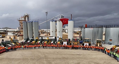 Afyonkarahisar’a Beklenen Kar Geldi : Belediye Karla Mücadeleye Hazır