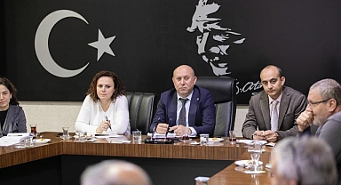 Afyonkarahisar Belediyesi ruhsat işlemlerini artık online sunuyor, belediyeye gelmeden yapabileceksiniz.