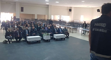 Afyonkarahisar’da “Veliler Uyanık Olsun” Semineri Düzenlendi