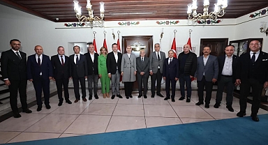 Afyonkarahisar Valisi Doç. Dr. Kübra Güran Yiğitbaşı, Fuarcılık Sektörünün Önde Gelen İsimlerini Ağırladı