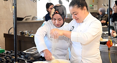 AKÜ Turizm Fakültesi’nde “Füzyon Mutfak” Etkinliği Düzenlendi