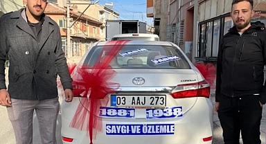 Bolvadin’de Duyarlı Gelin ve Damat: Düğünlerinde Atatürk’ü Andılar