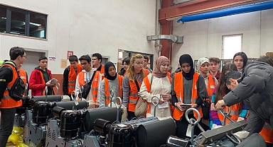 Deneyap Atölyesi Öğrencilerinden Kaptanlar Makine’ye Teknik Gezi
