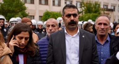 Diyarbakır Büyükşehir Belediyesi Eş Başkanları Bucak ve Hatun, Mardin ve Batman'a gitti