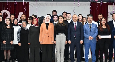 İscehisar’da 24 Kasım Öğretmenler Günü Coşkuyla Kutlandı