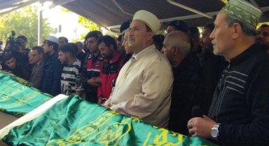 Yangında hayatını kaybeden 5 çocuk toprağa verildi