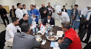 Sandıklı’da Yemek Yarışı: Öğretmenler Yemek Yaptı, Keyifli Anlar Yaşandı