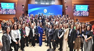 TOBB Afyonkarahisar Kadın Girişimciler Kurulu Başkanı Funda Güleç Yaman, Ödül Törenine Katıldı