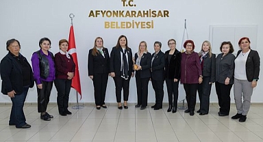 Türkiye Üniversiteli Kadınlar Derneği'nden Afyonkarahisar Belediye Başkanı Burcu Köksal'a Ziyaret