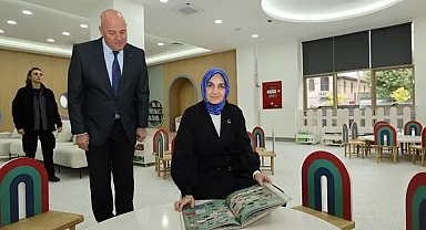 Vali Yiğitbaşı, Afyonkarahisar'ın Kültür Hazinesi Kütüphaneyi Ziyaret Etti