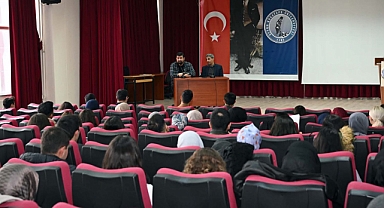 AKÜ’de Öğretmenlik Mesleğinin Geleceği Ele Alındı