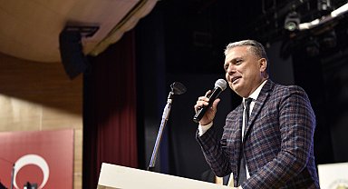Başkan Uysal, İncir ve Çelenk Festivali’ne katıldı
