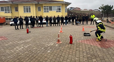 Bayat Belediyesi’nden Emniyet Personeline Yangına İlk Müdahale Eğitimi