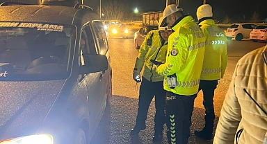 Erenler’de Trafik Uygulaması: Alkollü Araç Kullanımına Geçit Yok