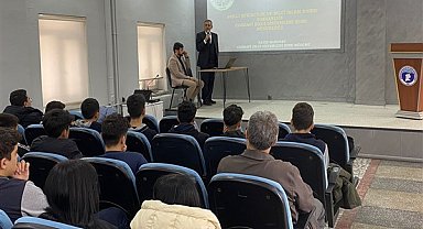 Kayseri Büyükşehir Belediyesi'nden meslek lisesi öğrencilerine CBS semineri