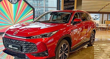MG'nin yeni HS Luxury modeli showroomlardaki yerini aldı