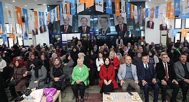 Sandıklı’da Kadın Kolları Kongresi Coşkuyla Gerçekleşti