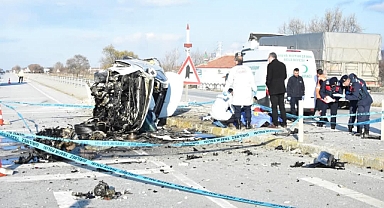 Üç Can Alan Trafik Kazası: Araç Hızı 130 km/s’de Takılı Kaldı