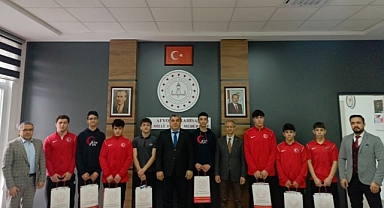 Afyonkarahisar’ın Gururu: Başarılı Öğrencilerden Anlamlı Ziyaret