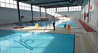 Sandıklı Yarı Olimpik Yüzme Havuzu Yenileniyor