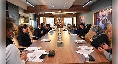 Emirdağ Belediyesi, 6 Şubat Depremi Anısına Meclis Toplantısında Dua Yaptı