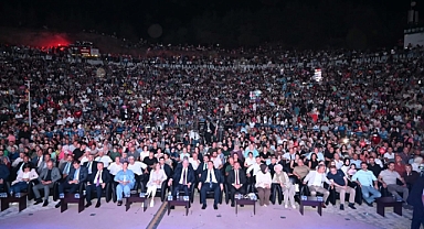 Vişne ve Eber Sarısı Festivali'nde Coşku Zirveye Çıktı