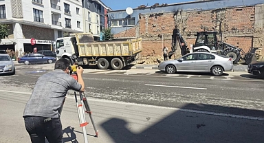 Bolvadin’de Sanatkârlar Çarşısı İçin İlk Kazma Vuruldu