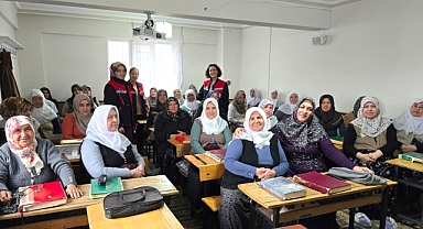 Afyonkarahisar’da Kadın Çiftçilere Güç Veren Eğitim Hamlesi