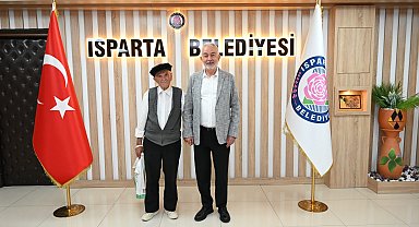 85 yaşındaki Ethem Kızılkaya, Başkan Başdeğirmen’i ziyaret etti