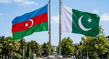 Azerbaycan ve Pakistan arasında askeri iş birliği görüşüldü