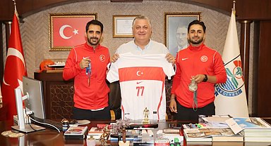 Başkanı Gürel Yalovalı sporcular ile bir araya geldi