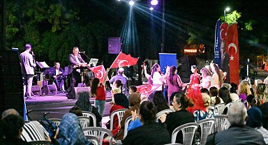 Bursa’da Kültürpark’ta Zafer Haftası konseri düzenlendi