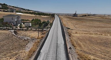Diyarbakır’da yol yapım, bakım ve onarım çalışmaları sürüyor