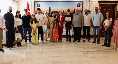 Eşbaşkan Bucak, LGS Türkiye birincilerini ağırladı