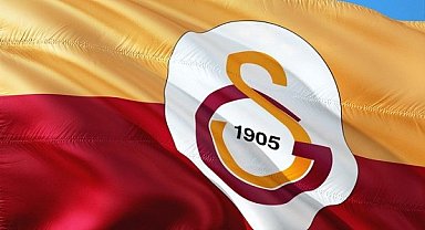 Galatasaray’dan Leao için resmi görüşme