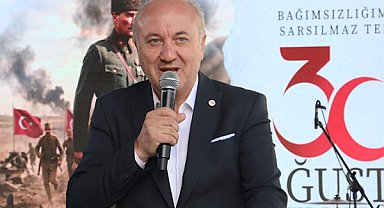 Hürriyet’in 30 Ağustos mesajı İzmitlilerle paylaşıldı