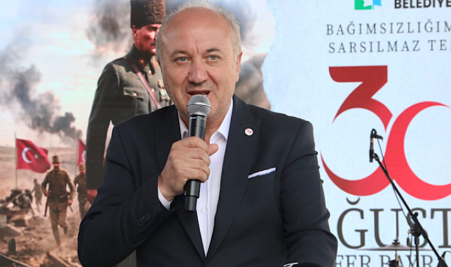 Hürriyet’in 30 Ağustos mesajı İzmitlilerle paylaşıldı