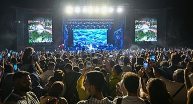 İEF’de Çim Konserleri başlıyor
