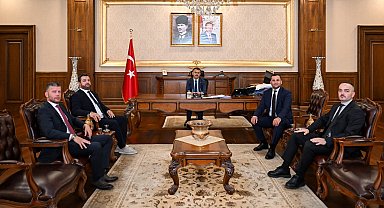 İş insanı Fatih Sultan Aşam ve beraberindeki heyet, Vali Aktaş'ı ziyaret etti