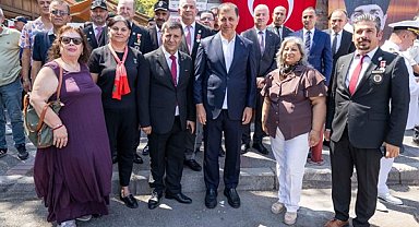 İzmir’de şehit aileleri ve gaziler için Özel Şeref Günü programı düzenlendi