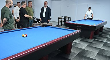 Karacabey Belediye Spor Kulübü’nde bilardo branşı açıldı