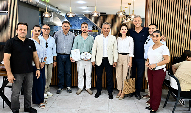 Muratpaşa’da 3 işletmeye gıda güvenliği ve hijyen sertifikası verildi